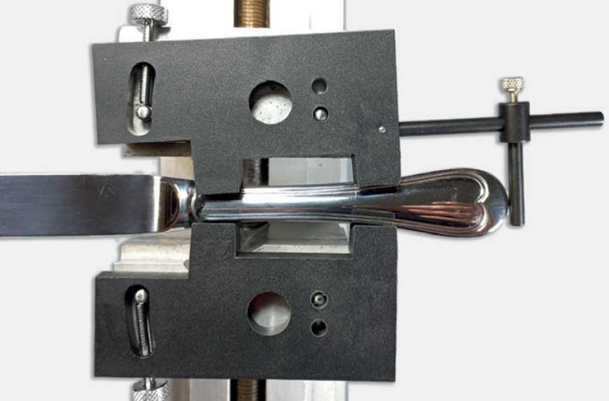 MORDAZAS-DE-PLÁSTICO-PARA-CUBIERTOS