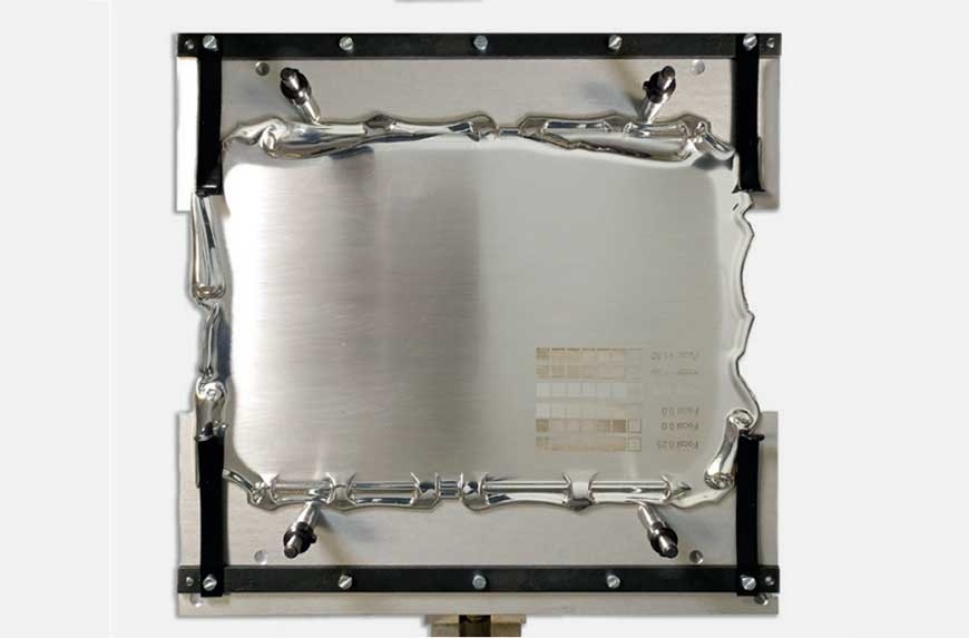 MORDAZAS-PARA-BANDEJAS-O-PLACAS-GRANDES