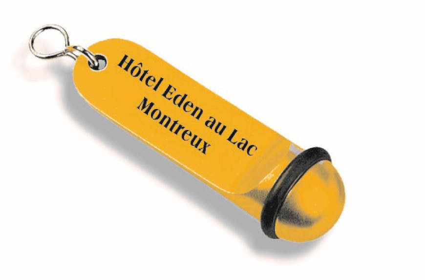 LLAVERO-PARA-HOTEL-ALUMINIO-DORADO-80X29-MM