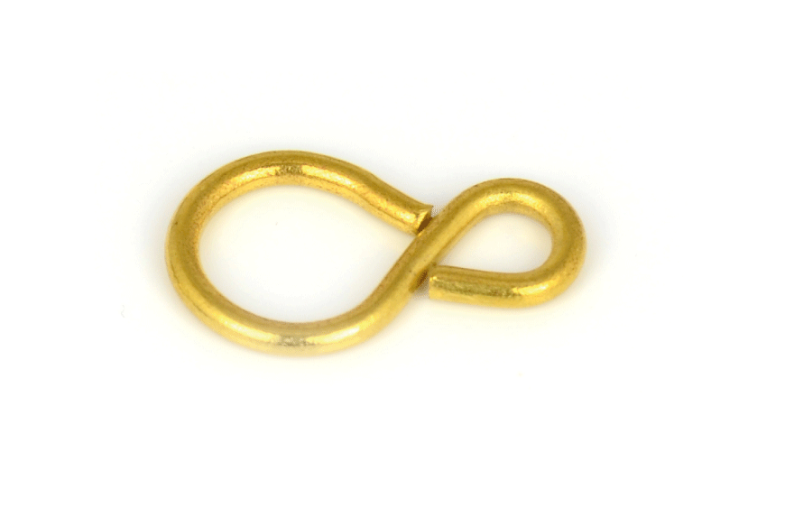 GANCHO-EN-8-LATÓN-DORADO-21-MM