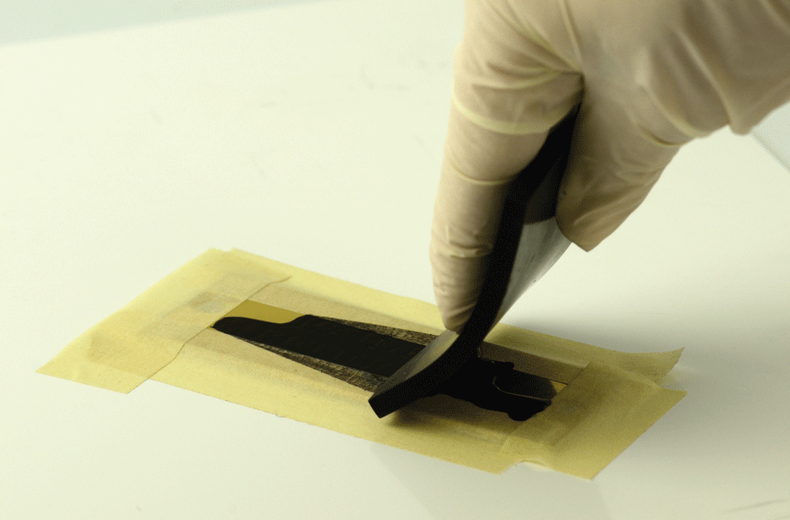 ESPÁTULA-PARA-APLICAR-PINTURA-75-X-60-MM