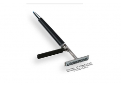 BOLÍGRAFO-COLOR-NEGRO-CON-SELLO-DE-3-LÍNEAS